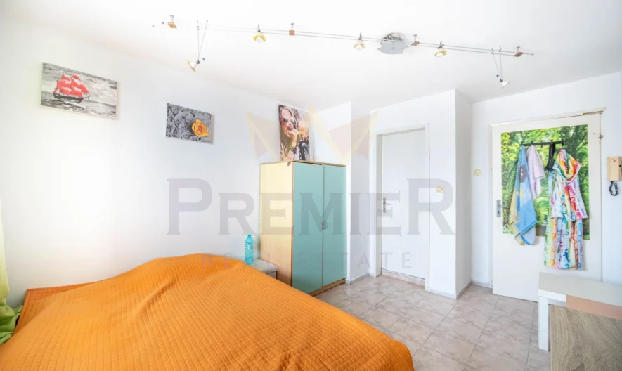 АПАРТАМЕНТ С ЧЕТИРИ СТАИ в района на кв. Левски, в близост до Технически университет – гр. Варна. -  - снимка 20 - Имоти Премиер