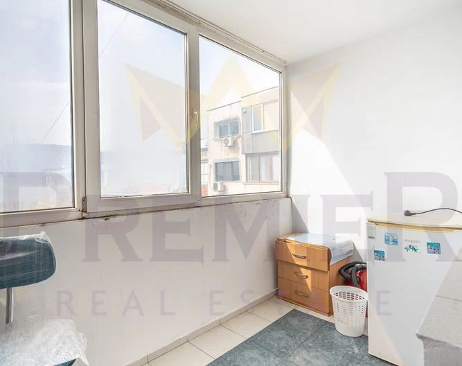 АПАРТАМЕНТ С ЧЕТИРИ СТАИ в района на кв. Левски, в близост до Технически университет – гр. Варна. -  - снимка 22 - Имоти Премиер