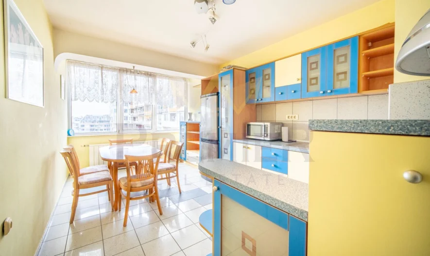 АПАРТАМЕНТ С ЧЕТИРИ СТАИ в района на кв. Левски, в близост до Технически университет – гр. Варна. -  - снимка 7 - Имоти Премиер