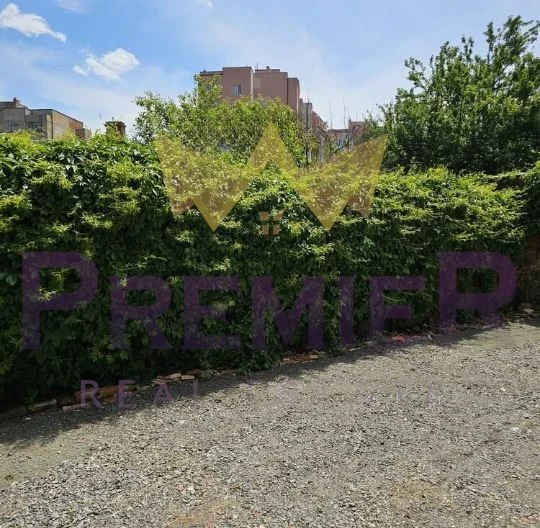 Апартамент с двор и паркомясто – Айтос -  - снимка 2 - Имоти Премиер