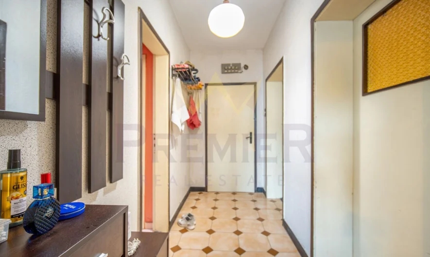 Апартамент с двор в град Добрич - - снимка 18 - Имоти Премиер