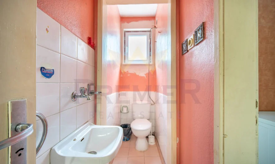 Апартамент с двор в град Добрич - - снимка 19 - Имоти Премиер