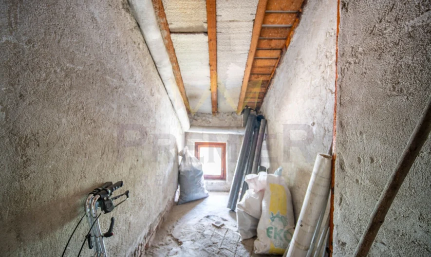 Апартамент с двор в град Добрич - - снимка 30 - Имоти Премиер