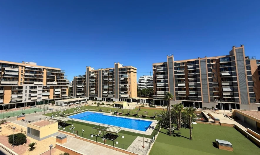 Апартамент в Alicante, Alicante (3 спални, 2 бани) -  - снимка 1 - Имоти Премиер