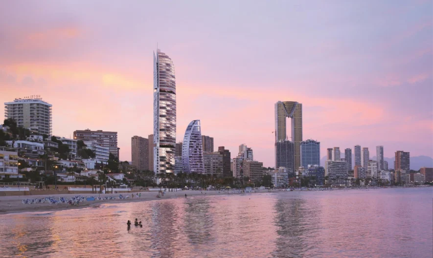 Апартамент в Benidorm, Alicante (2 спални, 2 бани) -  - снимка 1 - Имоти Премиер