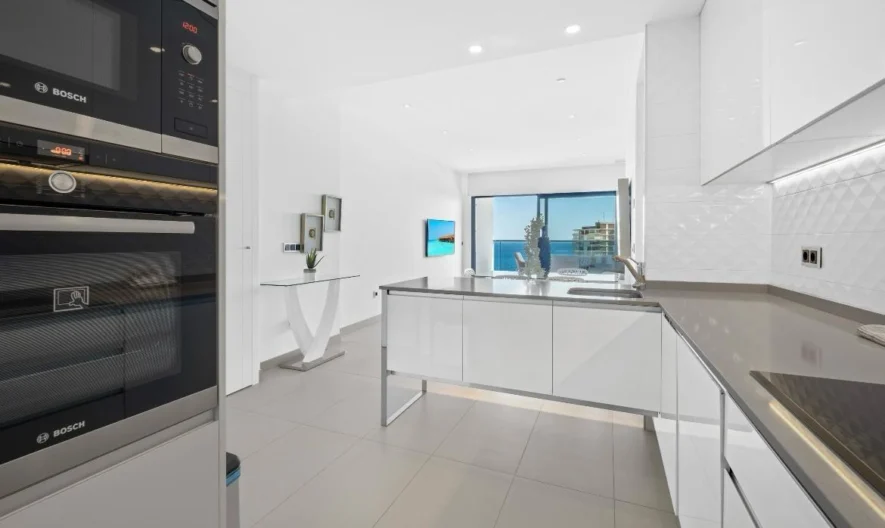 Апартамент в Benidorm, Alicante (2 спални, 2 бани) - - снимка 1 - Имоти Премиер