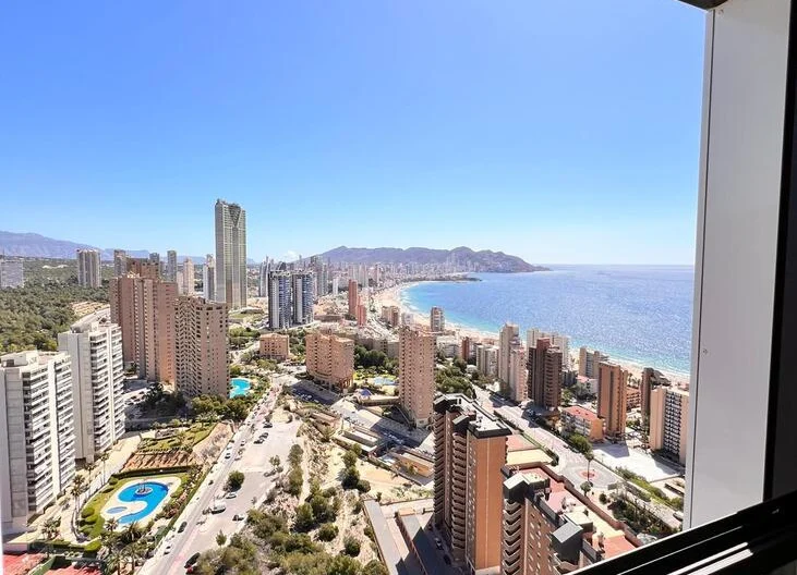 Апартамент в Benidorm, Alicante (3 спални, 2 бани) - - снимка 1 - Имоти Премиер