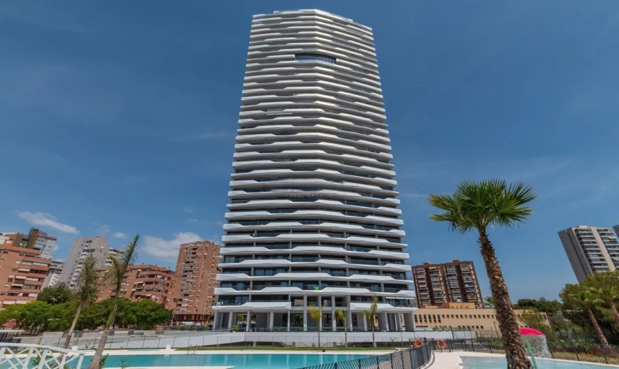 Апартамент в Benidorm, Alicante (3 спални, 2 бани) - - снимка 1 - Имоти Премиер