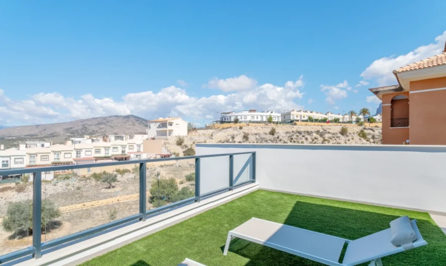 Апартамент в Benidorm, Alicante (4 спални, 2 бани) - - снимка 1 - Имоти Премиер