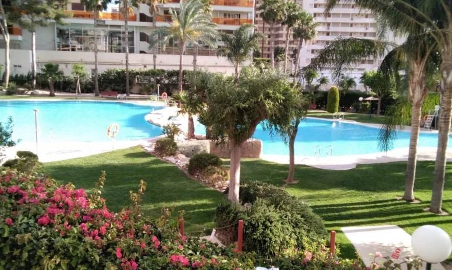 Apartament v Benidorm, Alikante (3 חדרי שינה, 2 חדרי אמבטיה) -  - snimka 1 - Imoti Premier