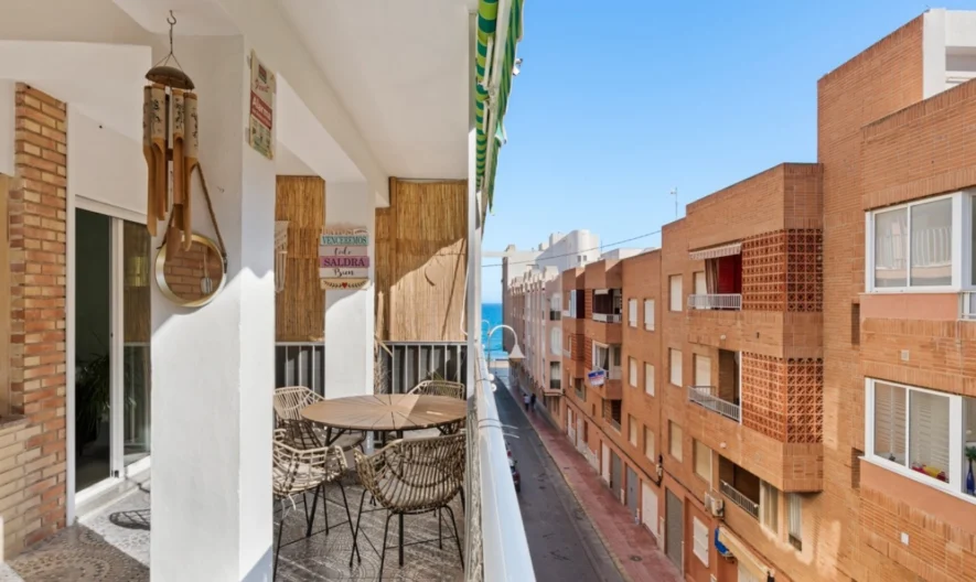 Апартамент в Guardamar del Segura, Alicante (3 спални, 2 бани) -  - снимка 1 - Имоти Премиер