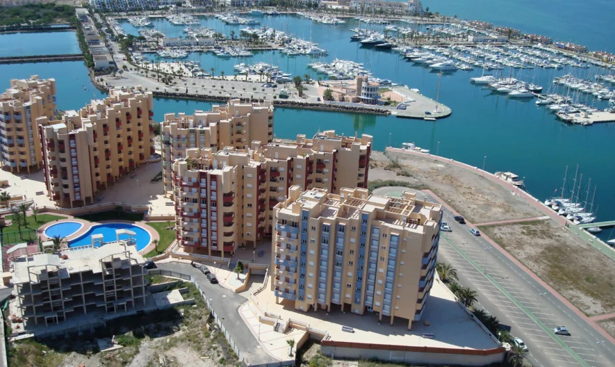 Apartament v La Manga, Mursiya (3 bedrooms, 2 bathrooms) -  - snimka 1 - Imoti Premier