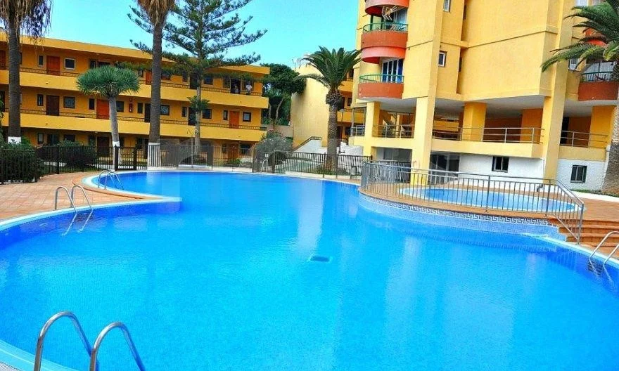 Apartment v Los Kristianos (1 spalnya, 1 banya) - - snimka 1 - Imoti Premier