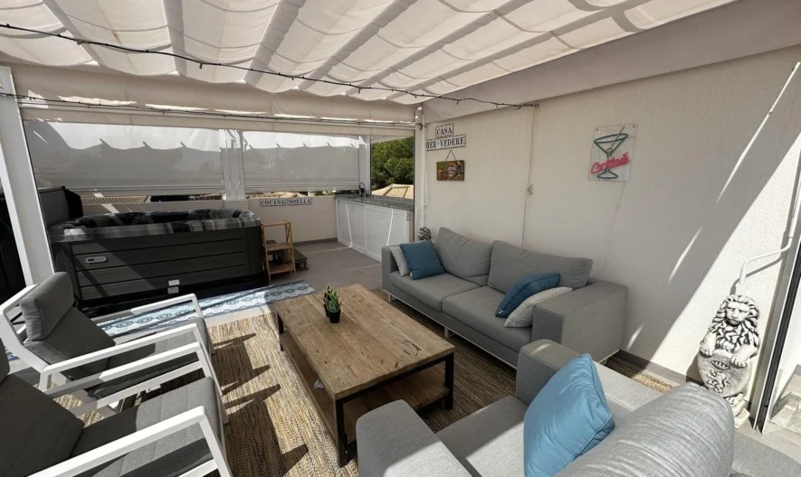 Апартамент в Orihuela Costa, Alicante (2 спални, 2 бани) - - снимка 1 - Имоти Премиер