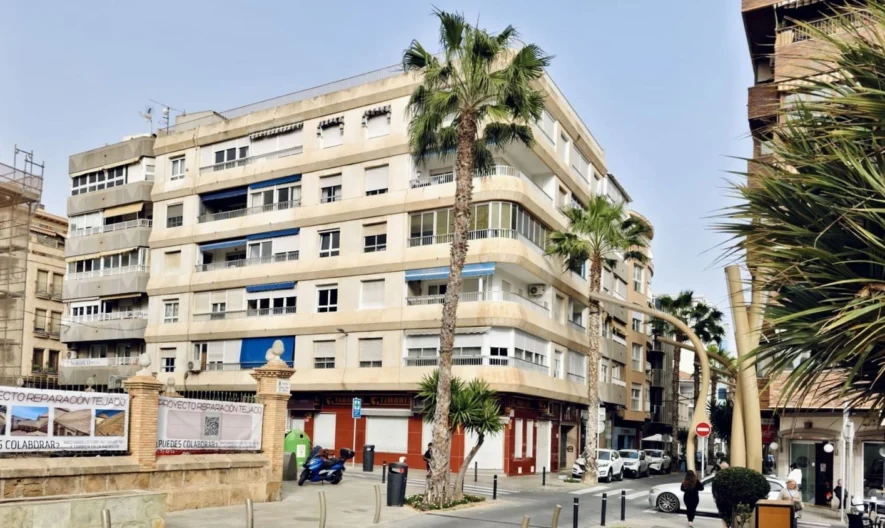 Apartament v Torevieha, Alikante (4 bedrooms, 3 bathrooms) -  - snimka 1 - Imoti Premier