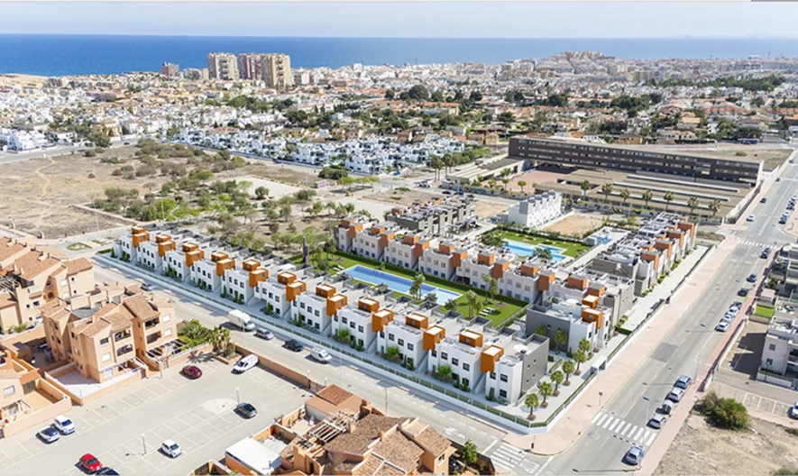 Апартамент в Torrevieja, Alicante (2 спални, 2 бани) -  - снимка 1 - Имоти Премиер
