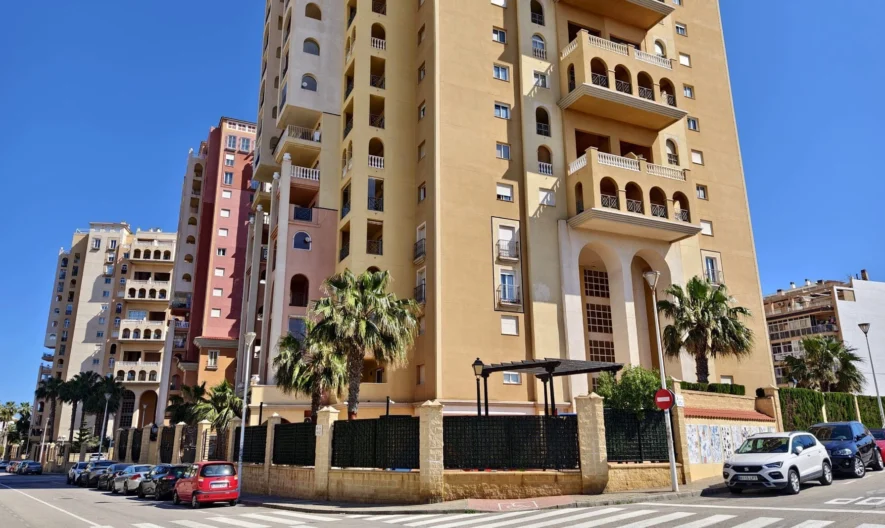 Апартамент в Torrevieja, Alicante (2 спални, 2 бани) - - снимка 1 - Имоти Премиер