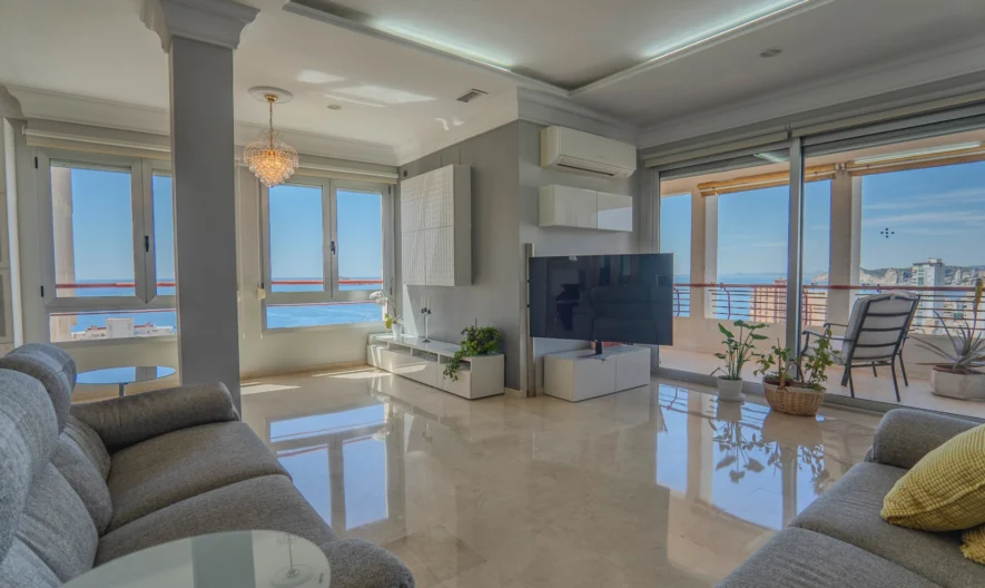 Apartment in Benidorm, Alicante (5 bedrooms, 6 bathrooms) - - snimka 1 - Imoti Premier