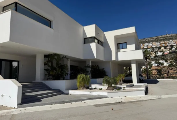 Агенция за недвижими имоти - Имоти Премиер - имот - 1212750, Цена: 275000 EUR