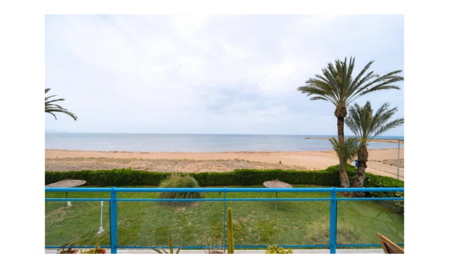 Apartment in Denia, Alicante (2 Schlafzimmer, 2 Badezimmer) -  - snimka 1 - Imoti Premier