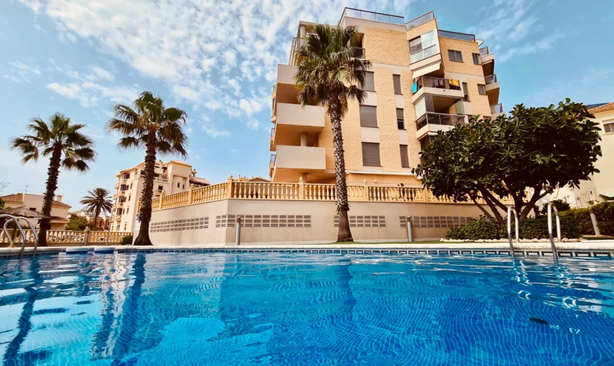 Apartment in Guardamar del Segura, Alicante (2 beds, 1 baths) -  - снимка 1 - Имоти Премиер