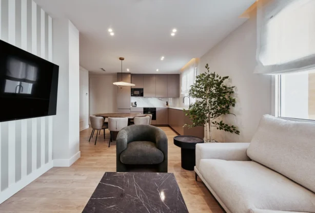 Real Estate Agency - Imoti Premier - imot - 1212317, Price: 1379000 EUR