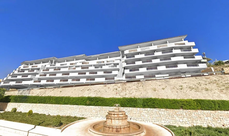 Apartment in Reyeu, Alicante (4 bedrooms, 2 bathrooms) - - snimka 1 - Imoti Premier