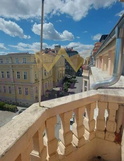 APARTMENT IN THE CENTER OF BURGAS. PRIME LOCATION -  - snimka 3 - Imoti Premier