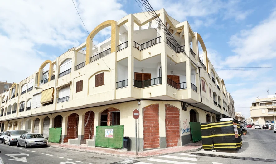 Apartment in Torrevieja, Alicante (1 bedroom, 1 bathroom) -  - snimka 1 - Imoti Premier
