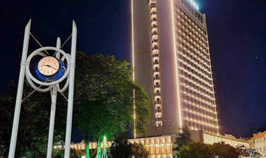 Ателие в сърцето на Бургас -  - снимка 1 - Имоти Премиер