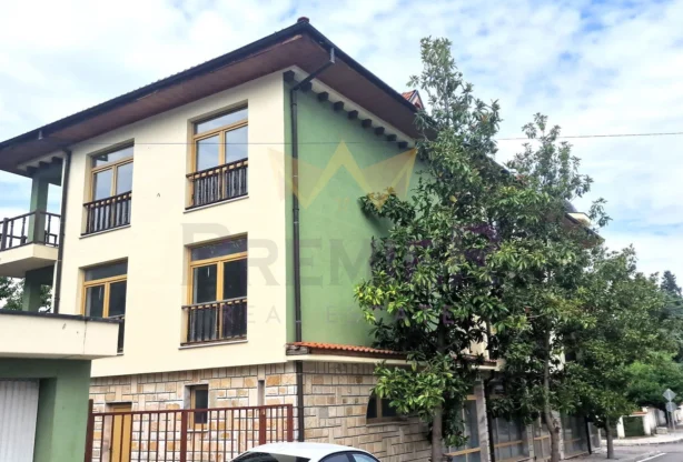 Агенция за недвижими имоти - Имоти Премиер - имот - 919720, Цена: 275000 EUR