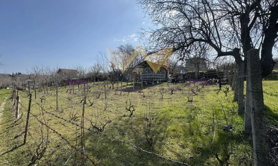 Атрактивен парцел с отлична локация -  - снимка 1 - Имоти Премиер