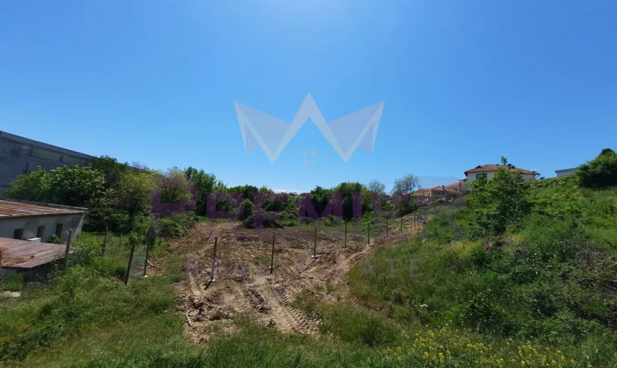 Атрактивен парцел в м-т Кабакум -  - снимка 5 - Имоти Премиер