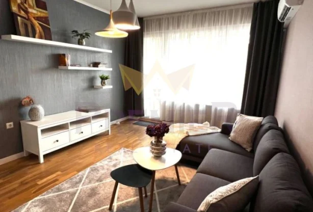 Агенция за недвижими имоти - Имоти Премиер - имот - 1063385, Цена: 818.0672 EUR