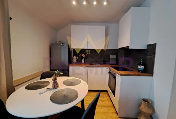 Агенция за недвижими имоти - Имоти Премиер - имот - 1159131, Цена: 460.1628 EUR