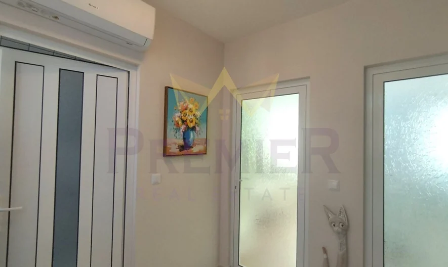 Beautiful house with an excellent location near St. George Park – city of Dobrich! -  - snimka 8 - Imoti Premier