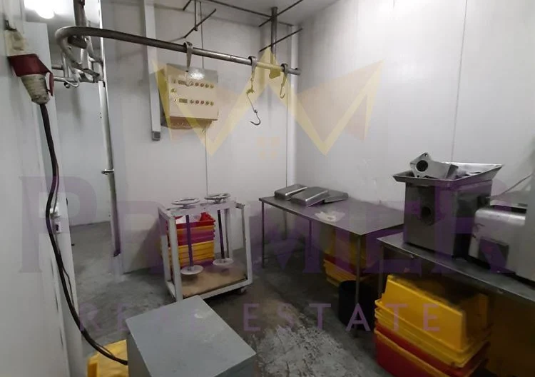 Бизнес имот с транжорна и всички разрешителни! Варна, кв. Левски -  - снимка 20 - Имоти Премиер