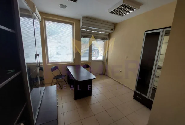 Агенция за недвижими имоти - Имоти Премиер - имот - 885085, Цена: 83000 EUR