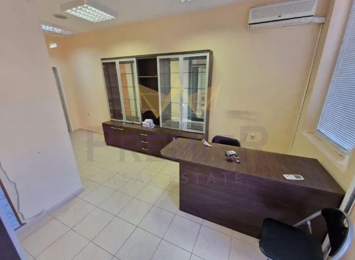 Бизнес помещение в район ХЕИ - - снимка 2 - Имоти Премиер