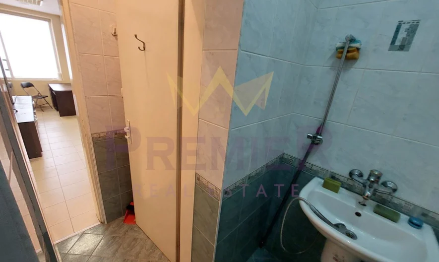 Бизнес помещение в район ХЕИ - - снимка 4 - Имоти Премиер