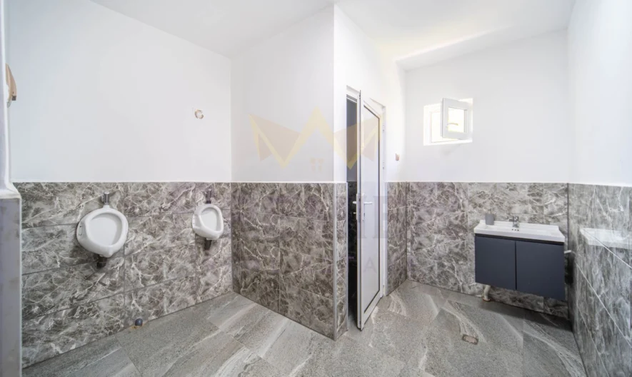Большое функциональное заведение -  - снимка 14 - Имоти Премиер