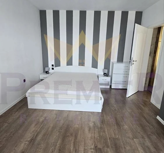 Боровец-Север 3-Етажна с Панорамна гледка - - снимка 4 - Имоти Премиер