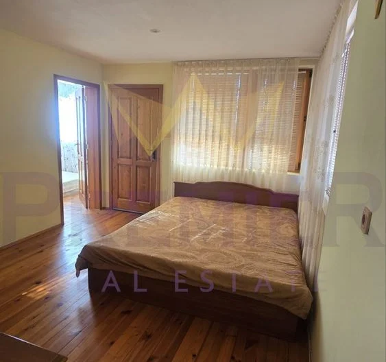 Боровец-Север 3-Етажна с Панорамна гледка - - снимка 6 - Имоти Премиер