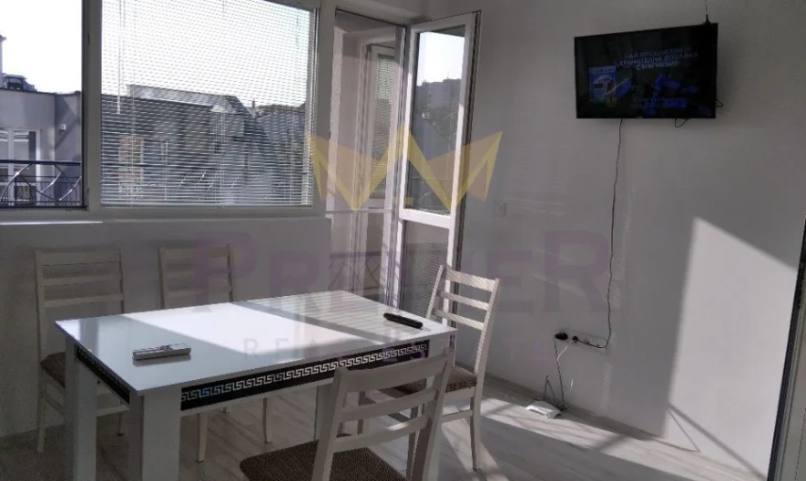BRAND NEW LUXURY WINTER CINEMA ROOM - - snimka 3 - Imoti Premier
