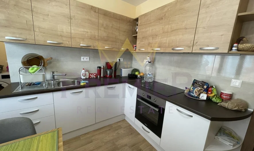 BRAND NEW THREE-ROOM APARTMENT IN THE CENTER -  - snimka 1 - Imoti Premier