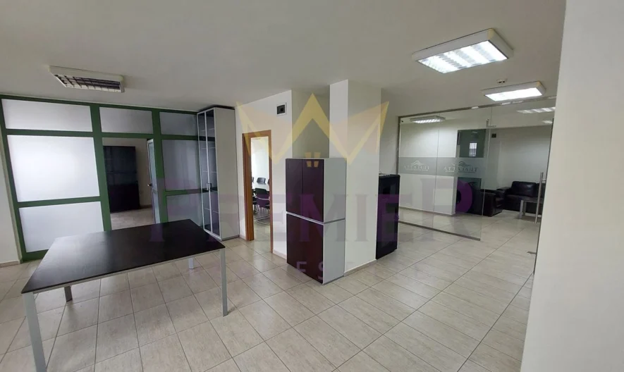 Büro in einem Geschäftsgebäude, Warna Zentrum -  - snimka 13 - Imoti Premier