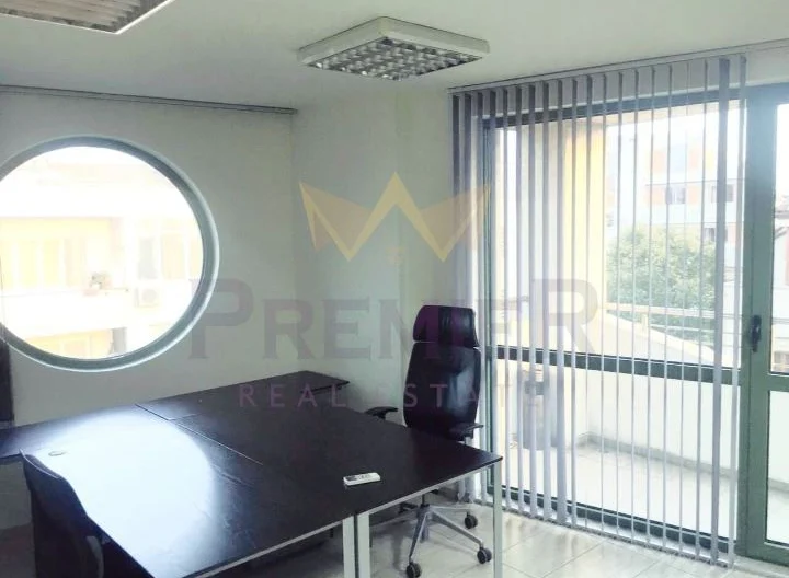 Büro in einem Geschäftsgebäude, Warna Zentrum -  - snimka 6 - Imoti Premier