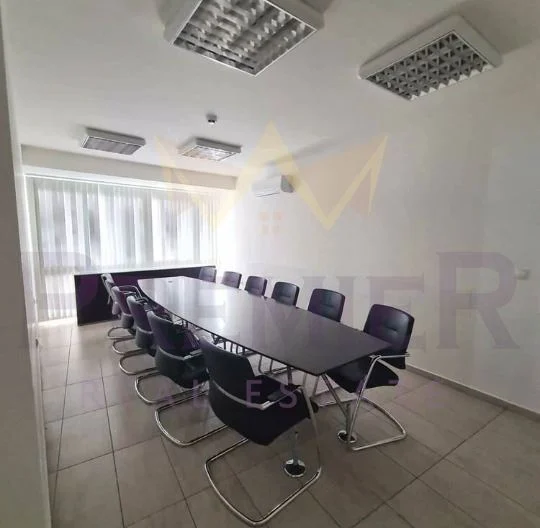 Büro in einem Geschäftsgebäude, Warna Zentrum -  - snimka 8 - Imoti Premier