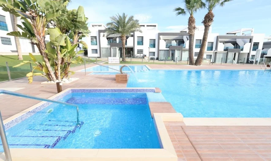 Бунгало в Orihuela Costa, Alicante (2 спални, 2 бани) -  - снимка 1 - Имоти Премиер