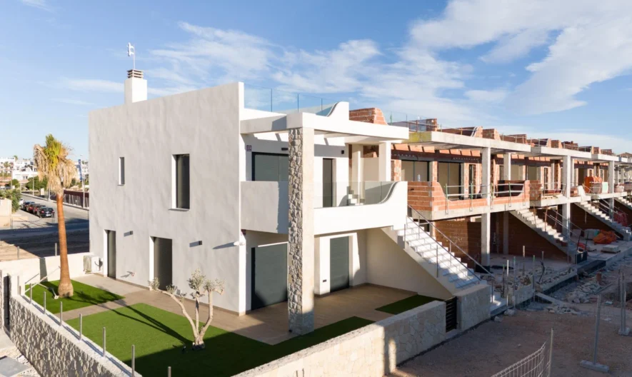 Bungalo v Pilar de la Oradada, Alikante (3 חדרי שינה, 2 חדרי אמבטיה) -  - snimka 1 - Imoti Premier